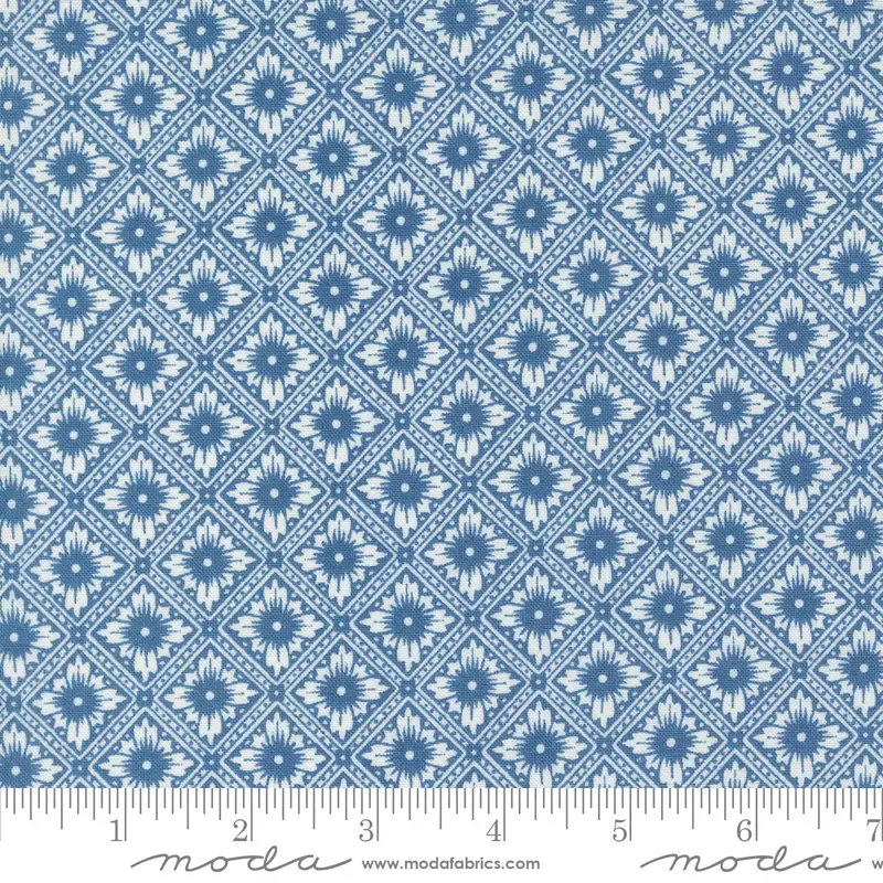 1 meter – Denim and Daisies – Denim Flower